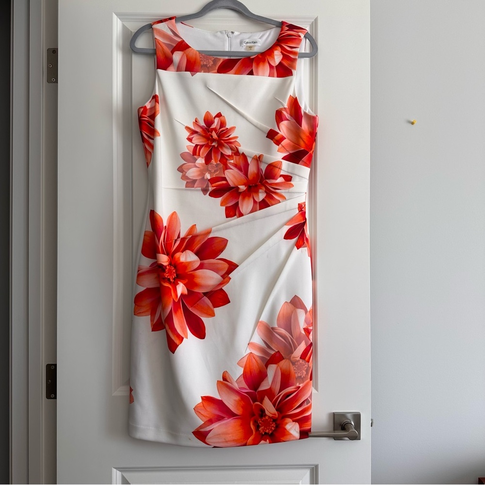 Calvin Klein floral mini dress - Picture 1 of 4
